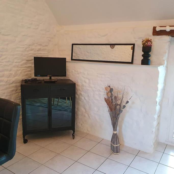 Studio Nid Cosy Avec Piscine Bonnemain Exterior foto